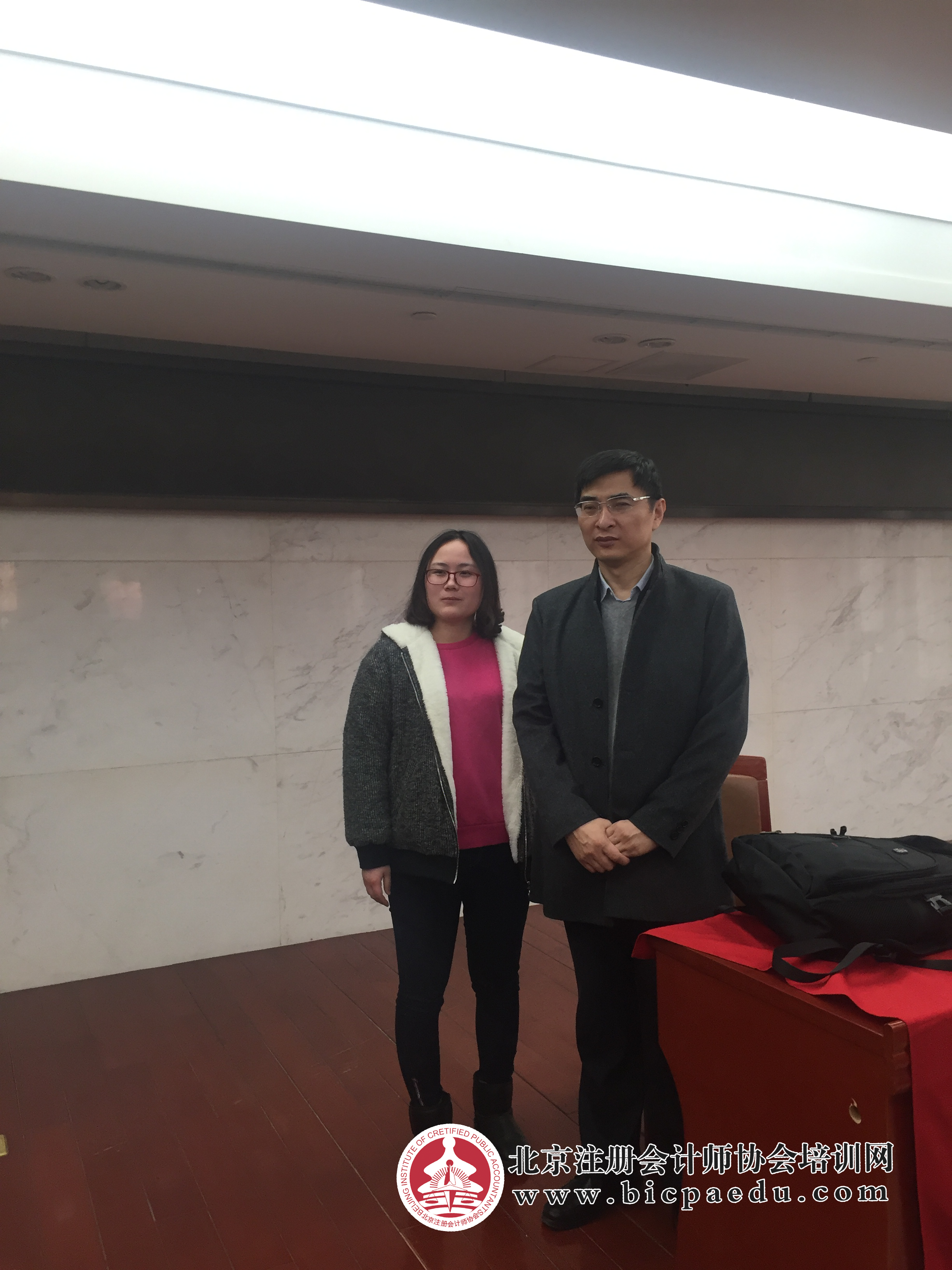 羡慕不cpa公开课后张敬富老师与粉丝现场合影